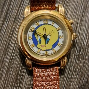 Vintage 1996 Warner Bros Tweedy Bird Watch With 13in Leather Band